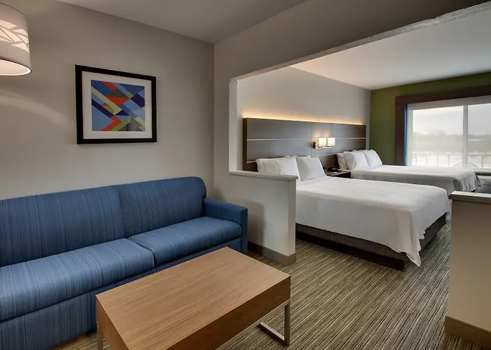 Express & Waukegan/gurnee By Ihg 2* Waukegan