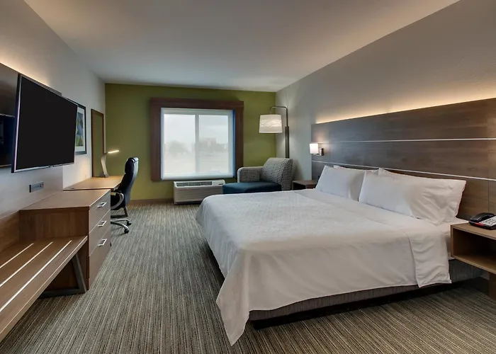 Express & Waukegan/gurnee By Ihg Hotel Waukegan