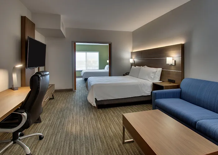 Express & Waukegan/gurnee By Ihg 2* Waukegan