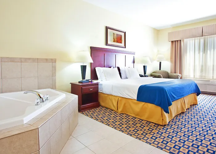Hotel Express & Waukegan/gurnee By Ihg