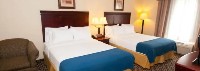 Express & Waukegan/gurnee By Ihg 2*