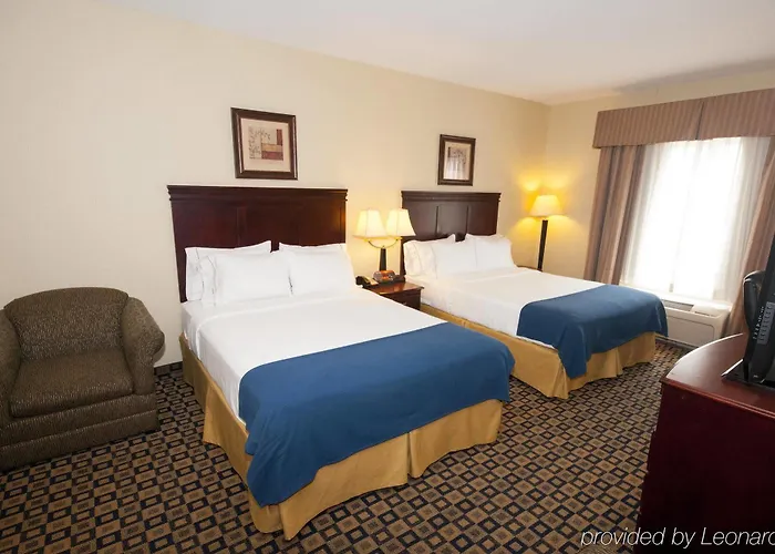 Express & Waukegan/gurnee By Ihg 2*