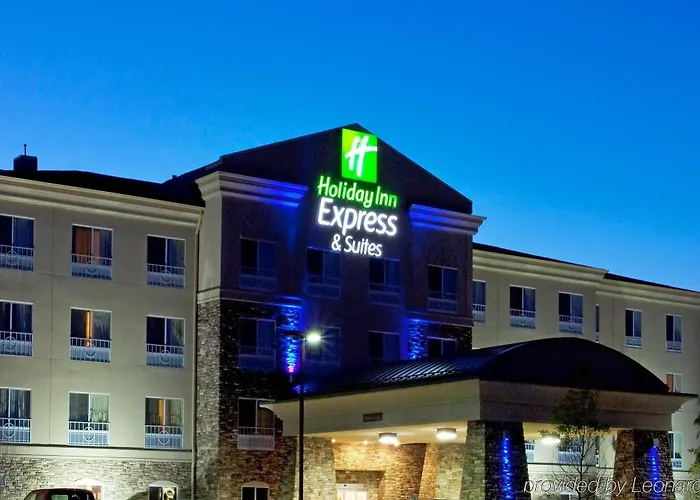 Express & Waukegan/gurnee By Ihg Hotel